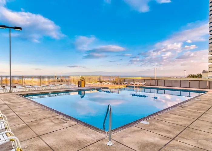 Convenient & Affordable With Ac Washer & Dryer Pools Gym & Game Holiday home *