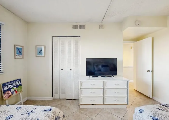 Convenient & Affordable With Ac Washer & Dryer Pools Gym & Game *